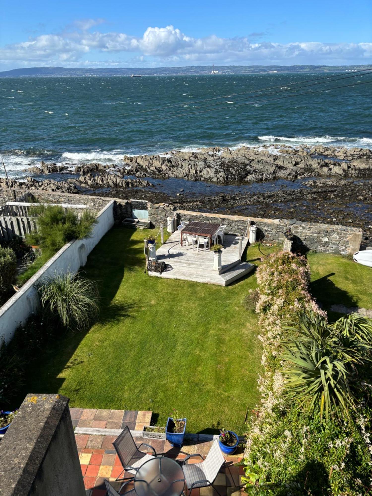Splash Cottage Beach House With Sea Lapping Garden Бангор Екстер'єр фото