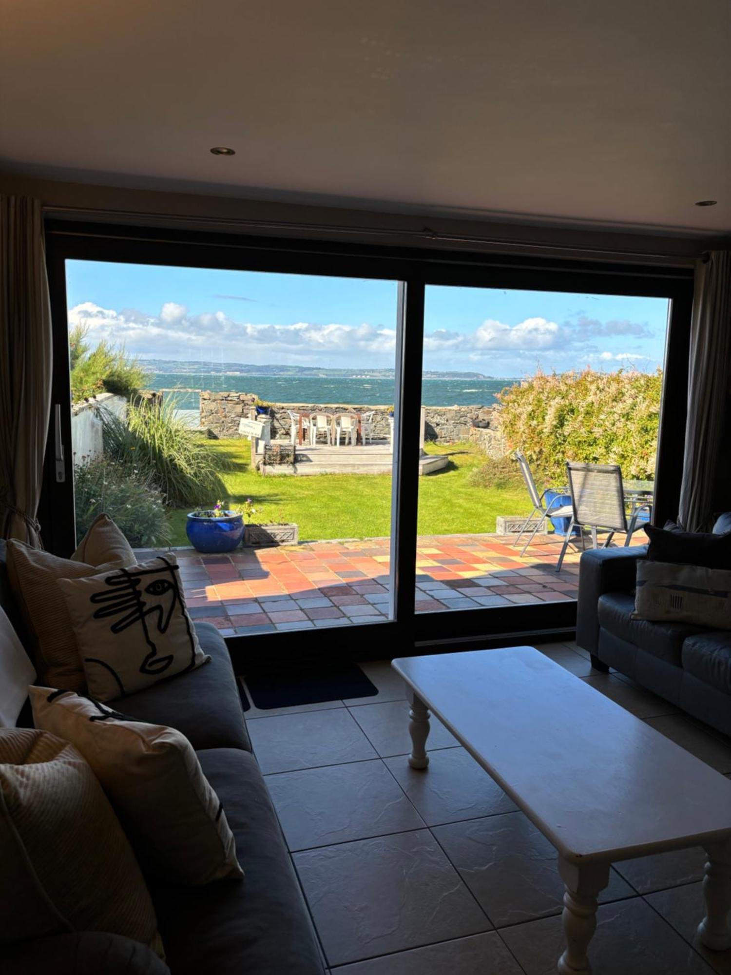 Splash Cottage Beach House With Sea Lapping Garden Бангор Екстер'єр фото