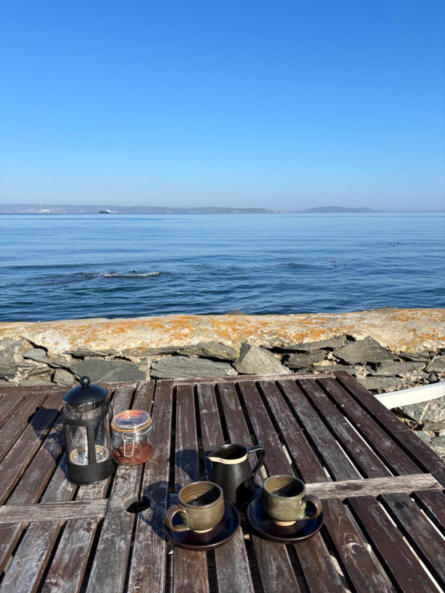 Splash Cottage Beach House With Sea Lapping Garden Бангор Екстер'єр фото